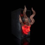 Buchstütze Dämon Succubus – 3D-Druck aus Deutschland