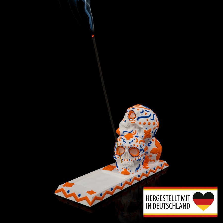 Detailreicher Räucherstäbchenhalter in Schädeloptik aus PLA