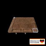 Spieltisch der hölzernen Taverne - Dein gemütlicher Spieleabend-Begleiter